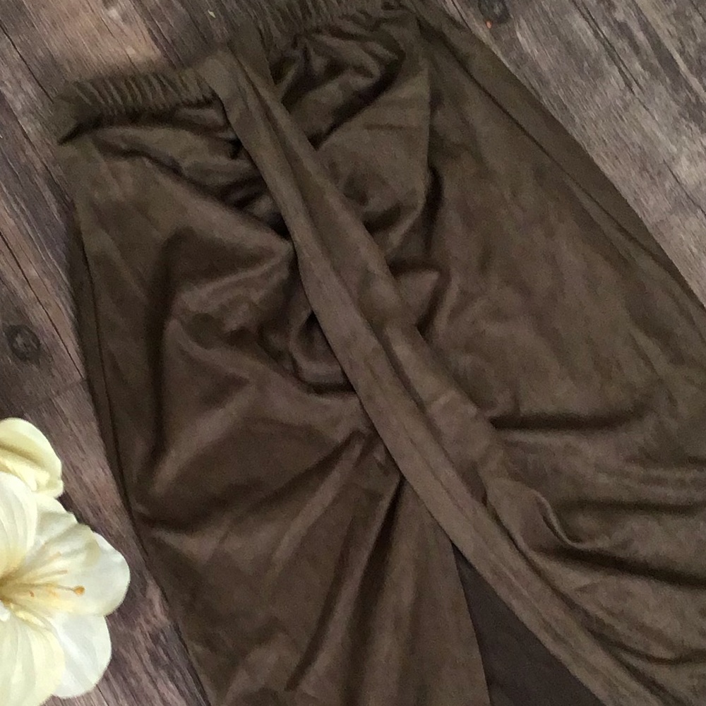 High waist suede skirt